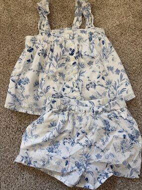 GAP White and Blue Floral Girls Matching Tank Top and Shorts Set